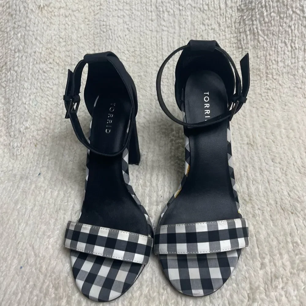 Torrid  Fabric Black and White Checkered ankle strap block Heels SZ10WW